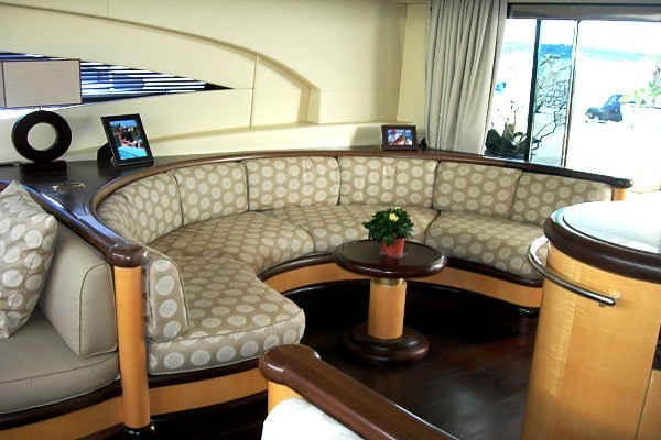 NOBODY -  Saloon Starboard.jpg