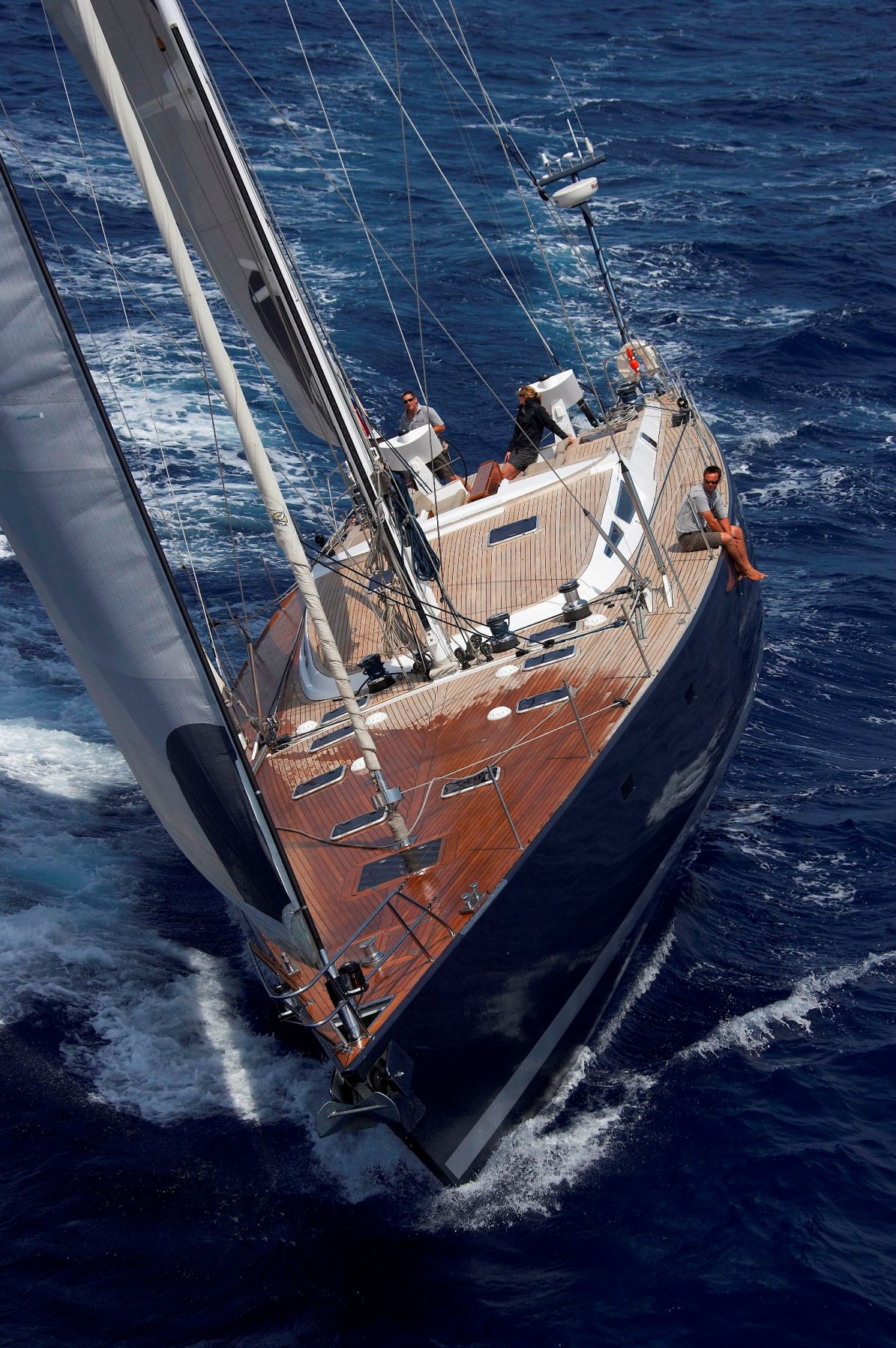 NOHEEA - Sailing to Windward 2.jpg