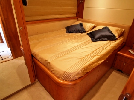 New Beginnings of London -  Guest Cabin.jpg