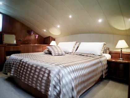 OURANOS -  VIP.jpg