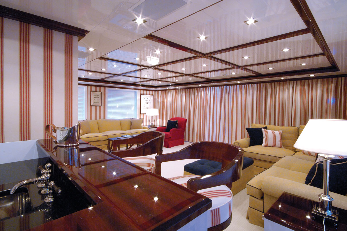 OXYGEN -  Upper Salon 2.jpg