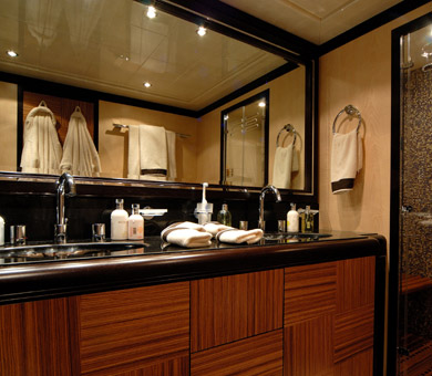 Oscar 2bathroom.jpg