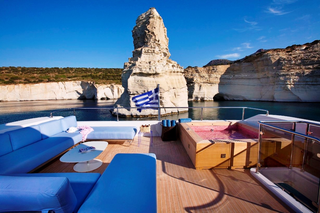 PANTHER II - The Sundeck.jpg