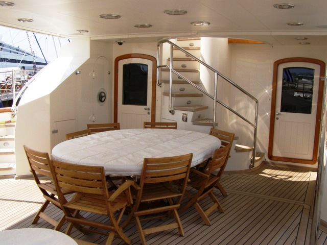 PARADIS -  Aft Deck.jpg