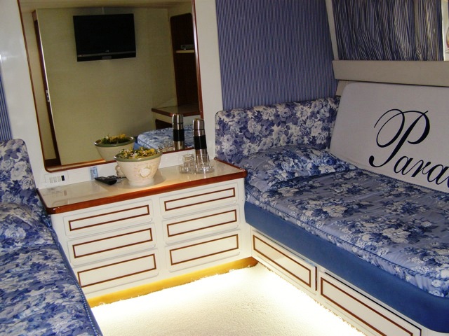 PARADIS -  Twin cabin.jpg