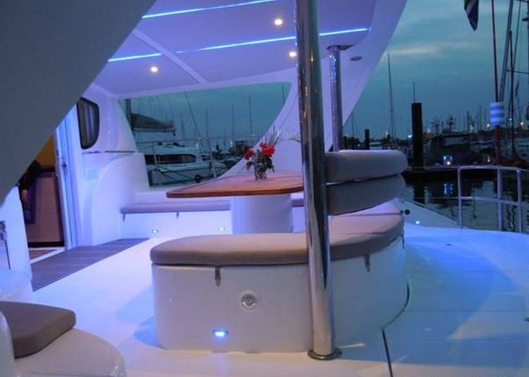 PEARL - Alfresco dining.jpg