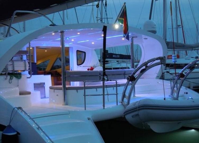 PEARL - Cockpit by night.jpg