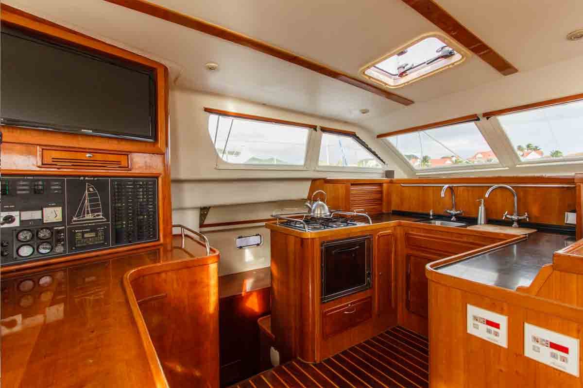 PEGASUS OF LONDON - Galley.jpg