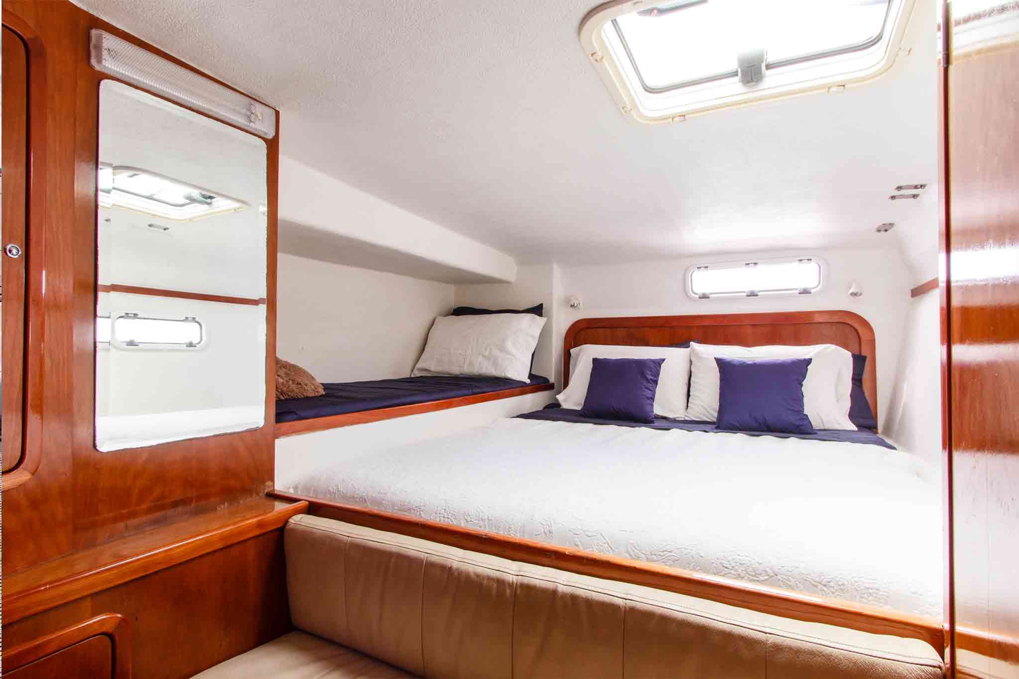PEGASUS OF LONDON - Guest cabin.jpg