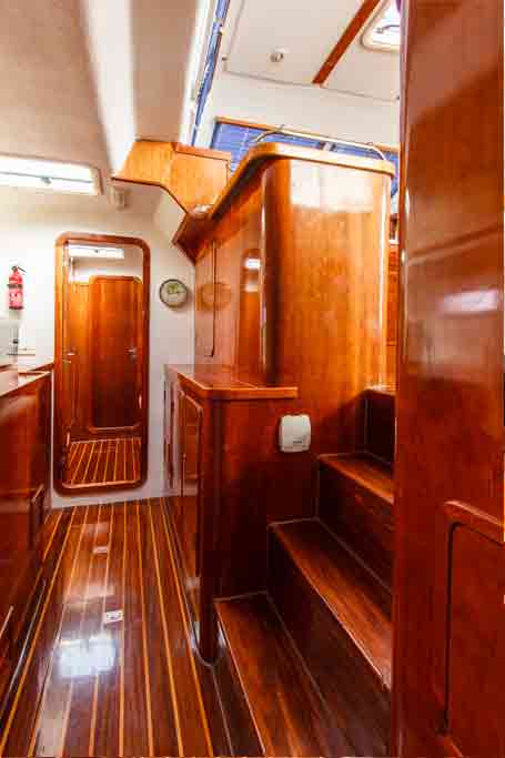 PEGASUS OF LONDON - Interior to guest cabins.jpg