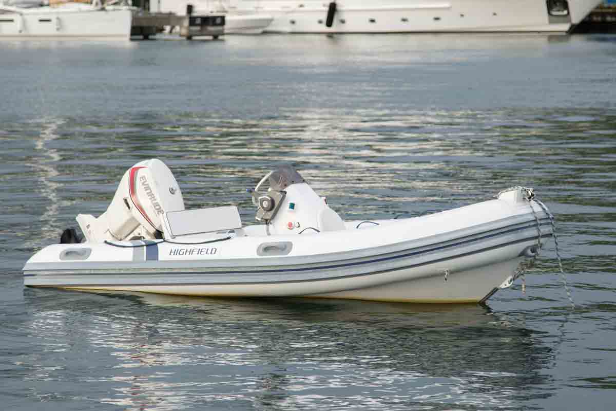 PEGASUS OF LONDON - Tender.jpg