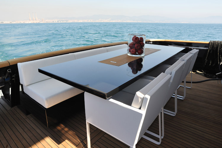 PETARDO C - Upper deck dining.jpg