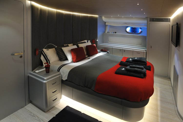 PETARDO C - VIP cabin.jpg