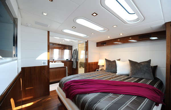 PHOENICIAN -  VIP Cabin 2.jpg