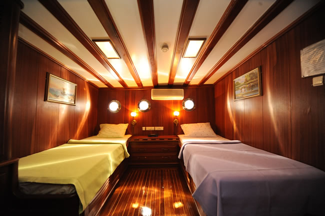 PRENSES LILA - Twin cabin.jpg