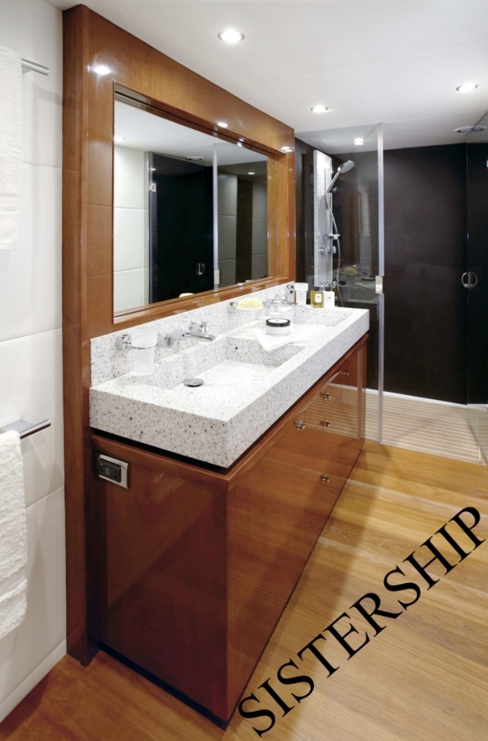 PRINCESSLILY - Ensuite.jpg
