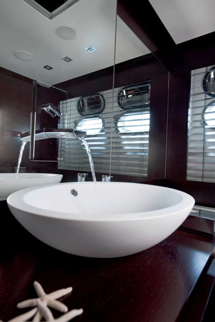 Parenthesis -  Guest ensuite.jpg