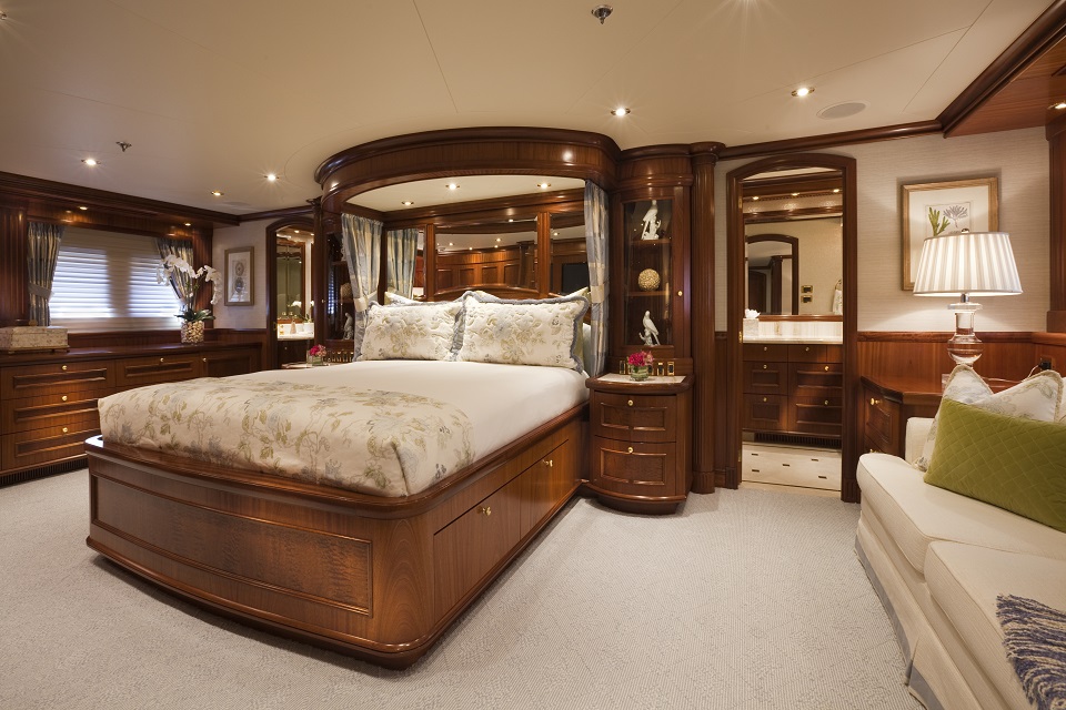 Penny Mae - owner suite.jpg