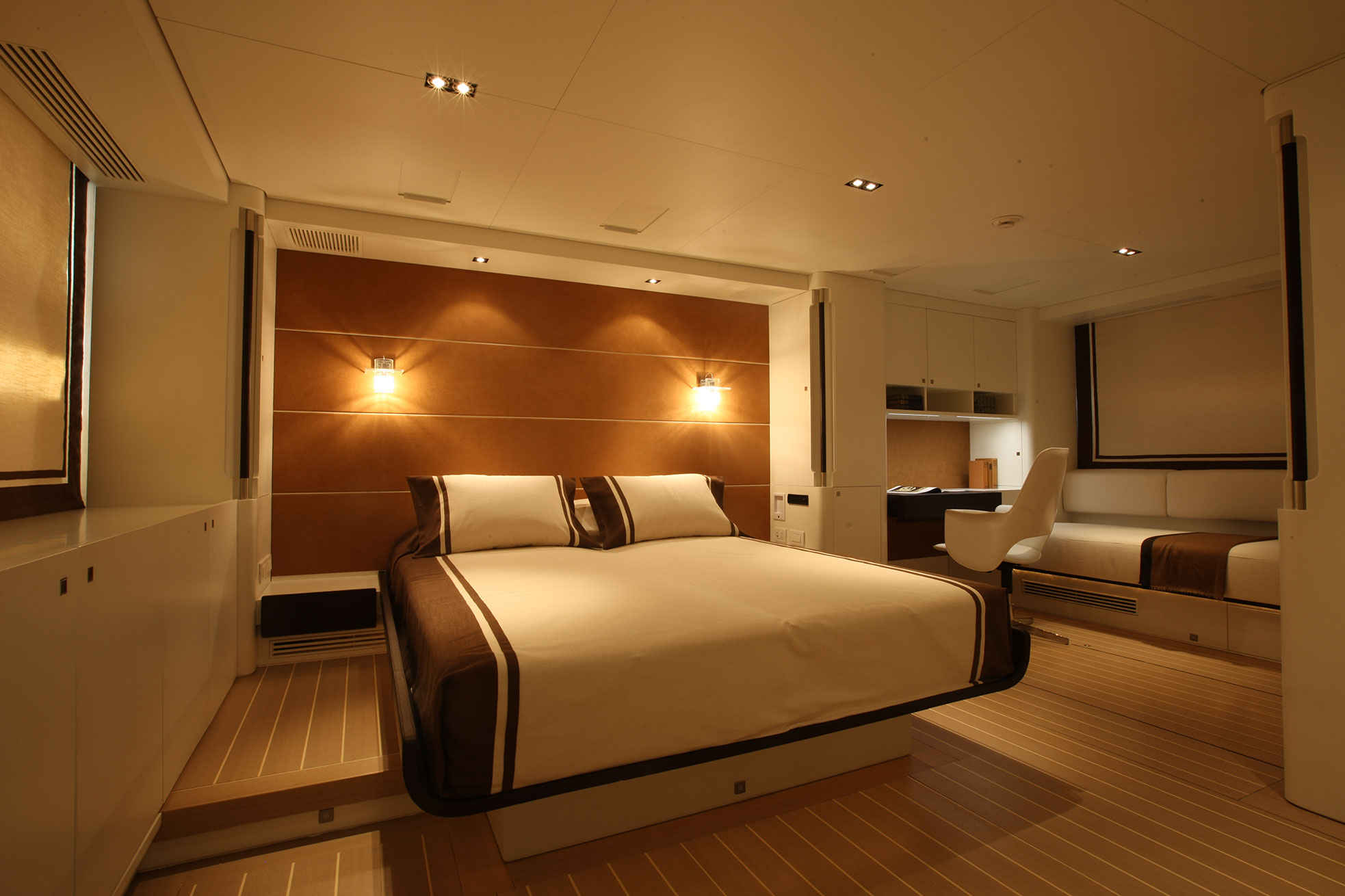 Perini Navi P2 -  Master Cabin.jpg