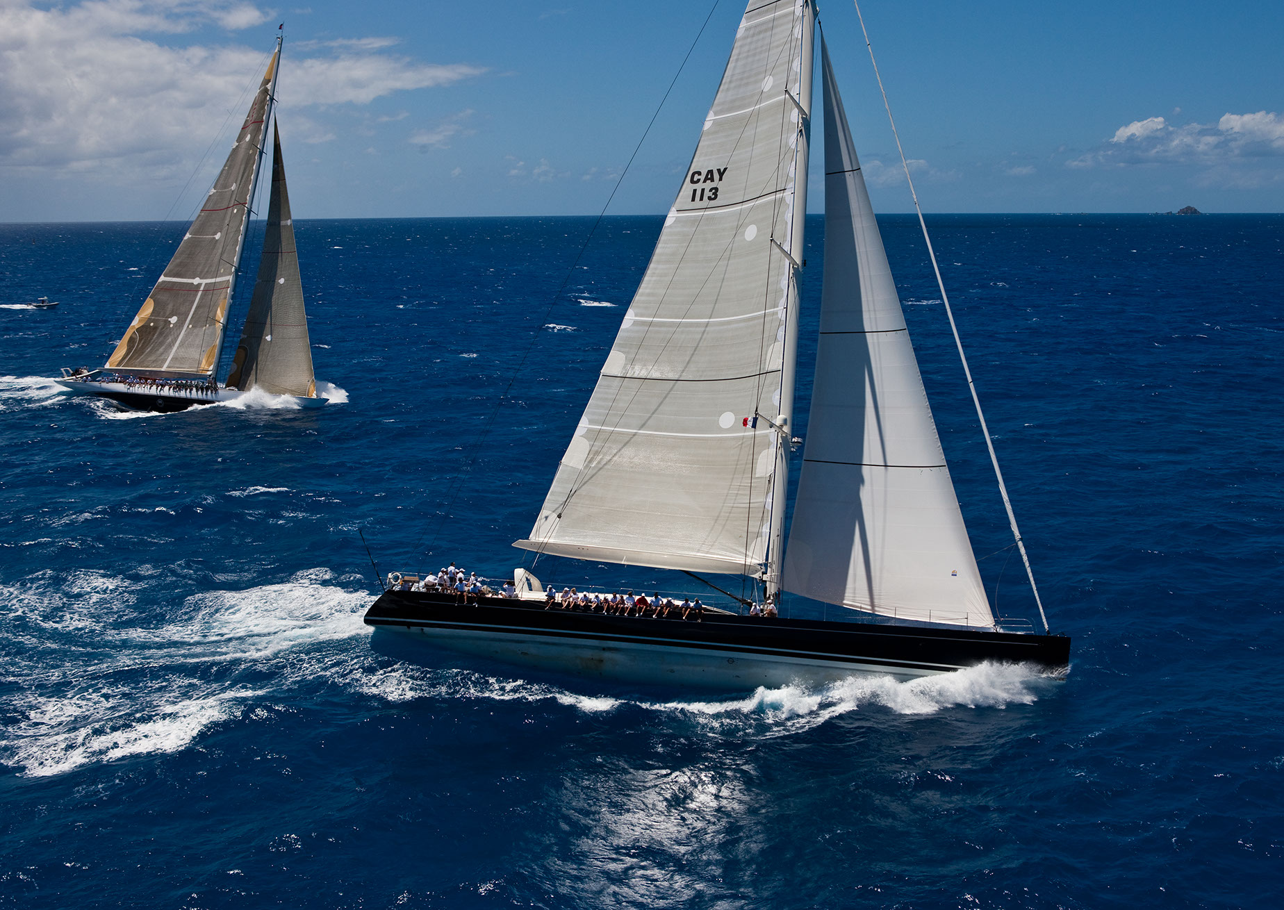 Perini Navi P2 -  Sailing.jpg