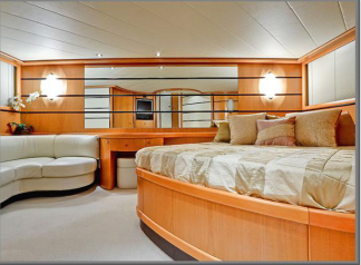 Pershing Yacht SILVER SEA - Master Cabin.jpg