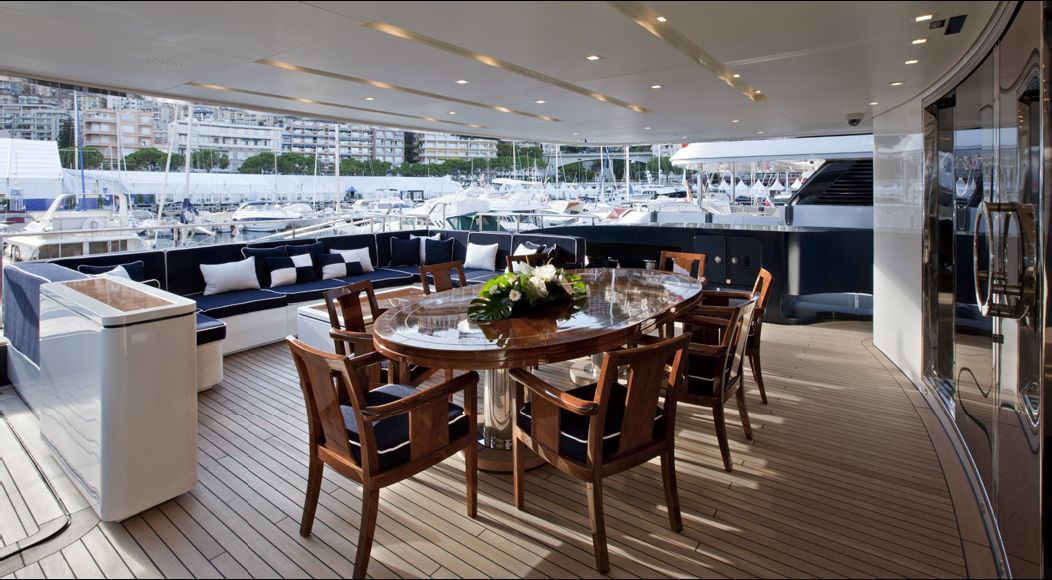 REVE D OR -  Aft Deck Al fresco Dining.jpg