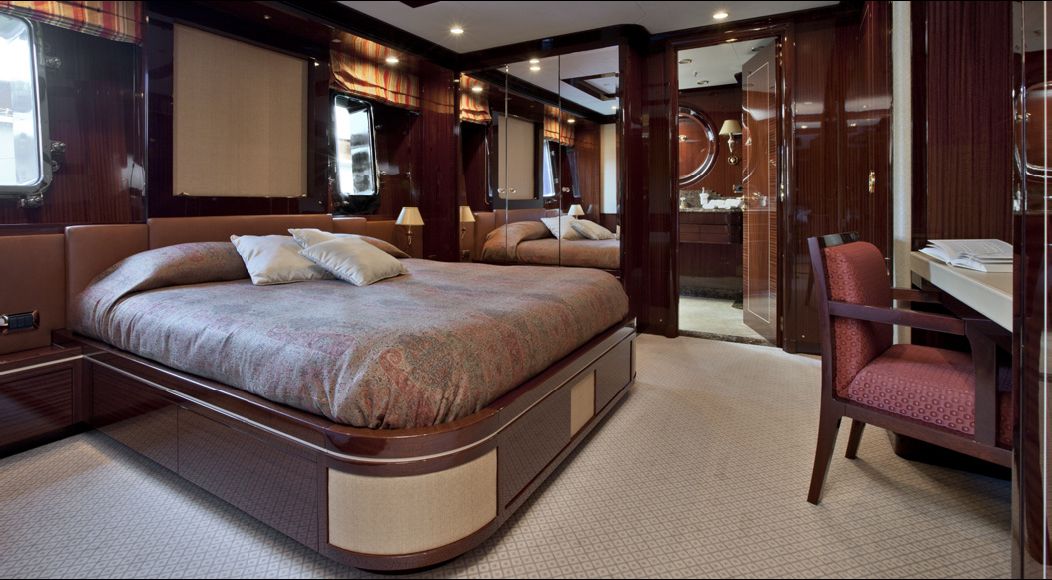 REVE D OR -  Double Cabin.jpg