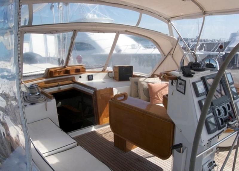 RHAPSODY - Cockpit.jpg