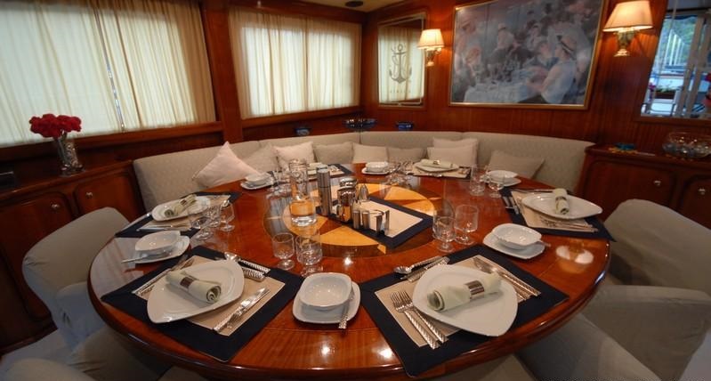RIGEL - Salon dining 2.jpg