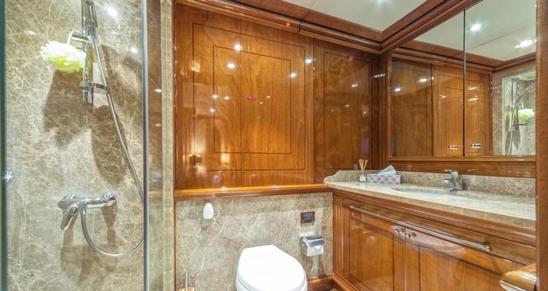 ROSA - Ensuite.jpg