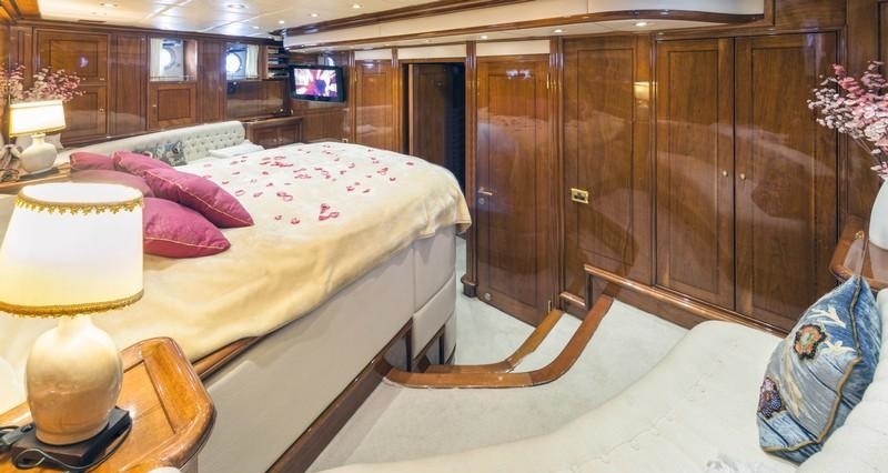 ROSA - Master cabin 2.jpg