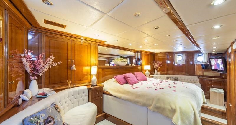 ROSA - Master cabin.jpg