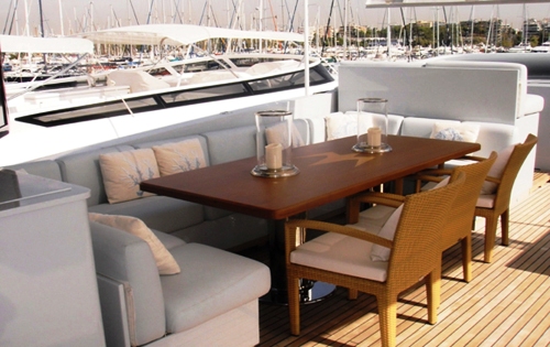 ROVAN -  Al fresco Dining.jpg