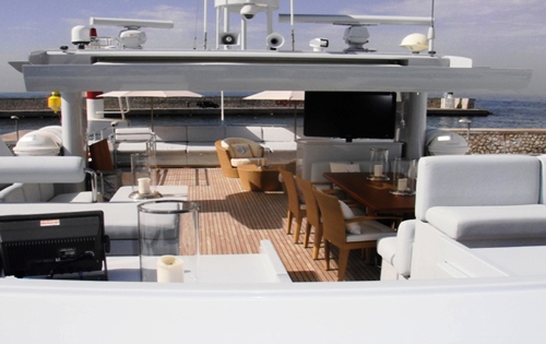 ROVAN -  Sundeck 3.jpg