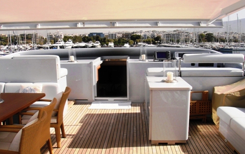ROVAN -  Sundeck 4.jpg