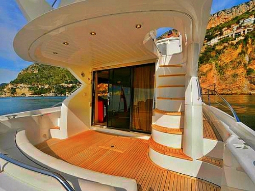 SAINT GEORGE - Aft deck.jpg
