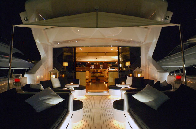 SAMOA BAY - Aft Deck.jpg
