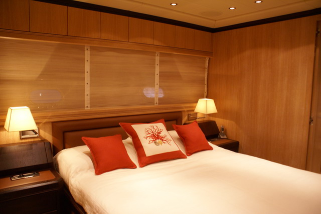 SAMOA BAY - VIP Cabin.jpg