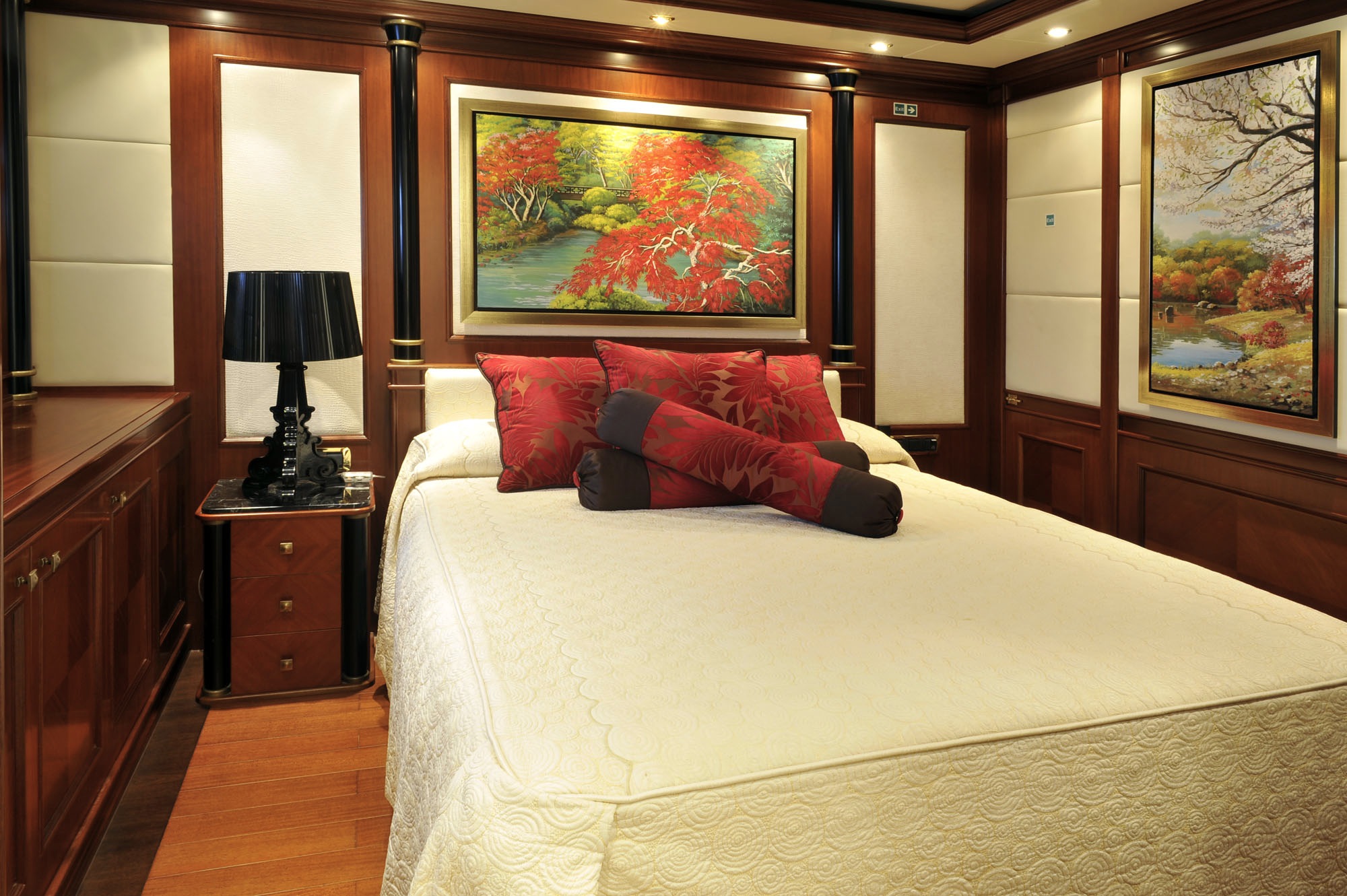 SAMURAI ONE - Guest cabin 3.jpg