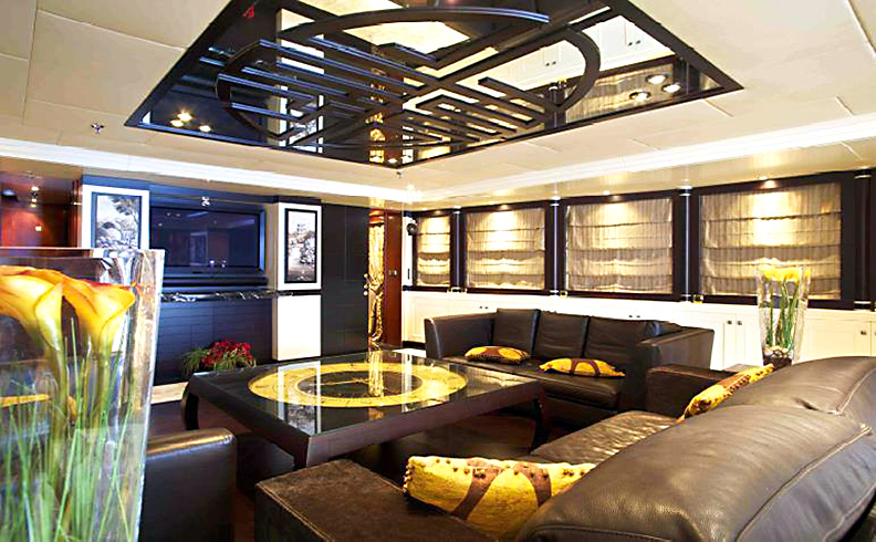 SAMURAI ONE - Skylounge 2.jpg