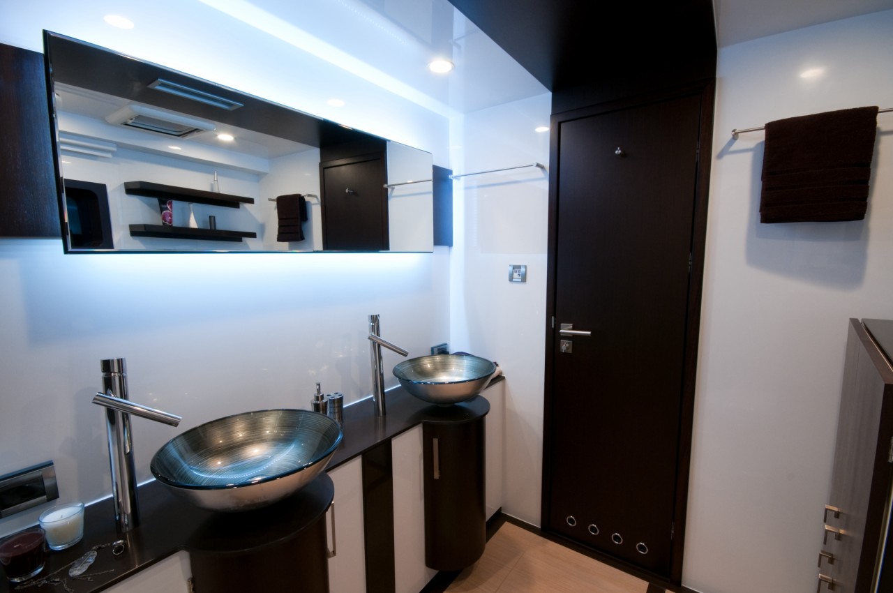 SEA BASS - Ensuite.jpg