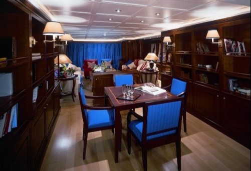 SEA DWELLER -  Dining..jpg