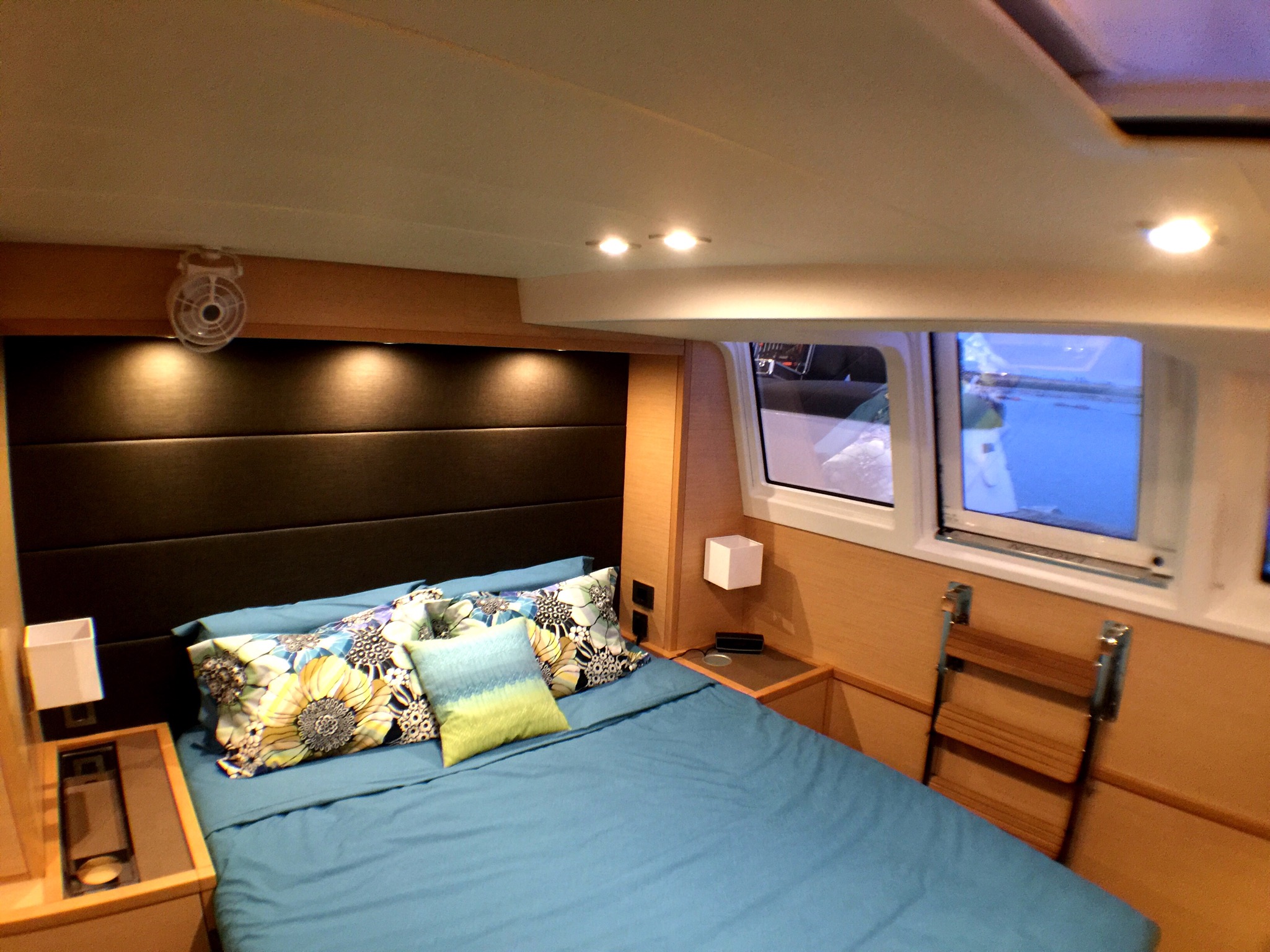 SEAHOME - Aft guest cabin.jpg