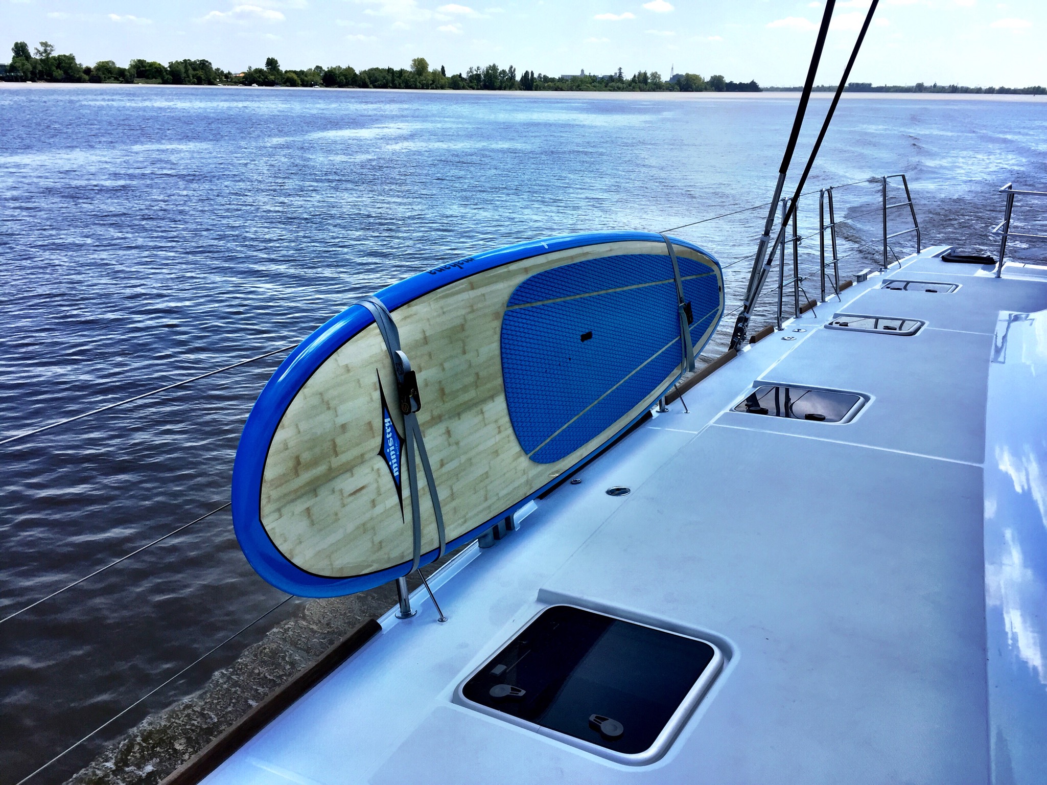 SEAHOME - Side deck.jpg
