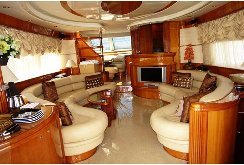 SEAS THE MOMENT - Saloon.jpg