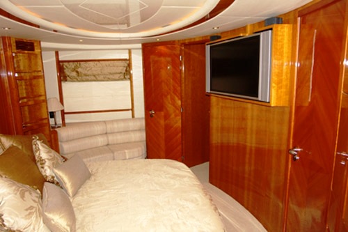 SEAS THE MOMENT - The Master Stateroom 2.jpg