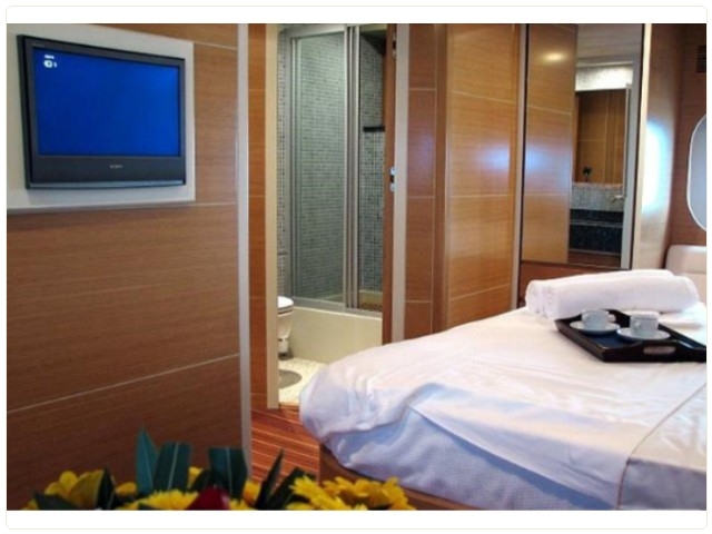 SEAWIDE - Master cabin 2.jpg
