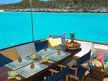 SEMPER FI Aft Deck Dining.jpg