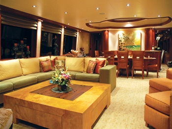 SHEAR FANTASEA -  Salon 2.jpg