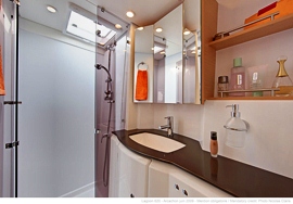 SHIDA -  Guest Ensuite.jpg